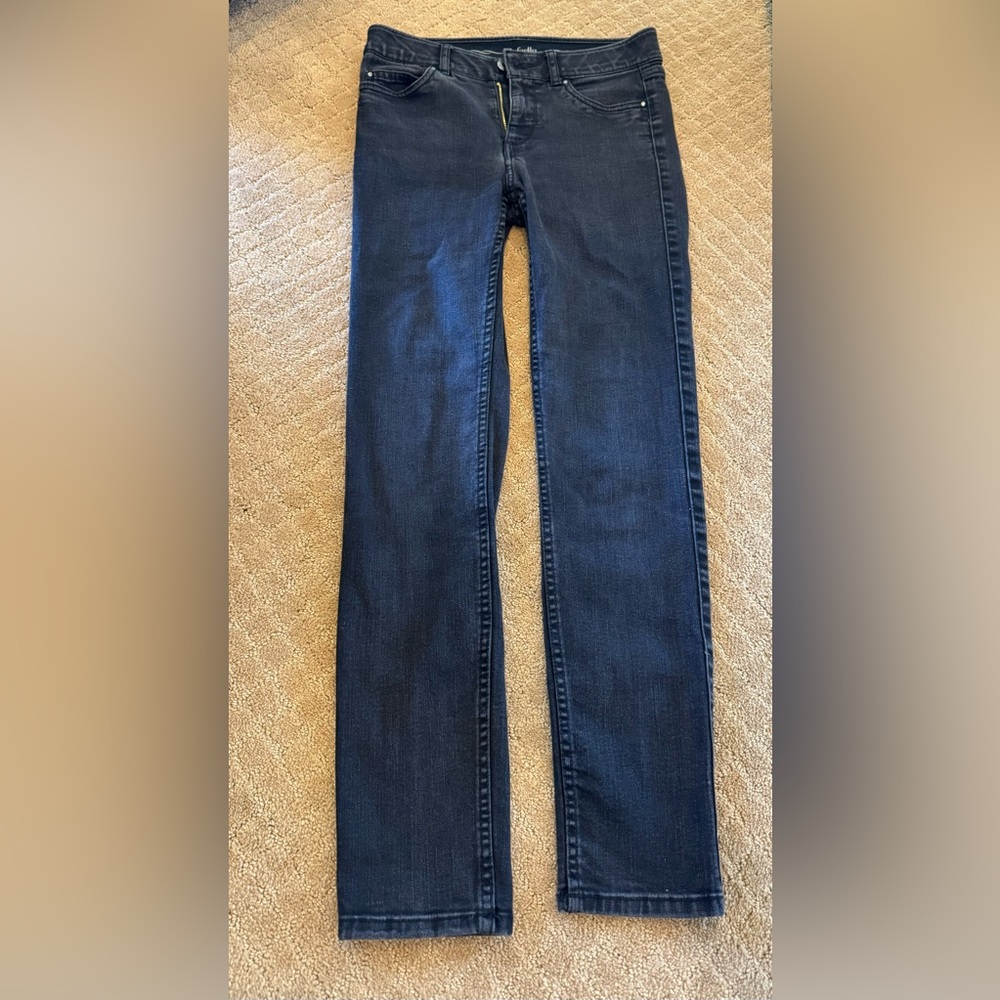 black jeans